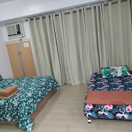 Rqui Condotel Newport Pasay Exteriör bild