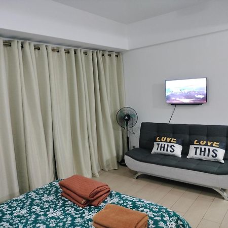 Rqui Condotel Newport Pasay Exteriör bild